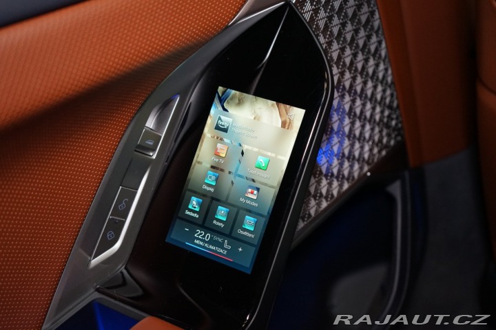 BMW 7 40d*xDRIVE*360*TAŽ*THEATR 2024