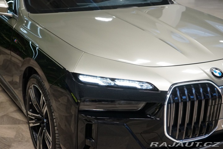 BMW 7 40d*xDRIVE*360*TAŽ*THEATR 2024