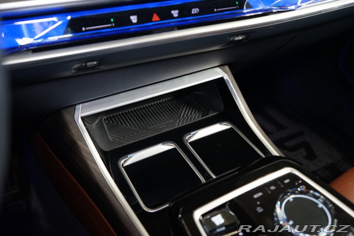 BMW 7 40d*xDRIVE*360*TAŽ*THEATR 2024