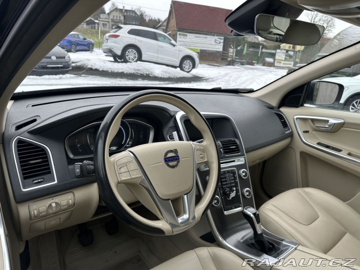 Volvo XC60 2,0D 140kw SUMMUM SERVIKA 2015