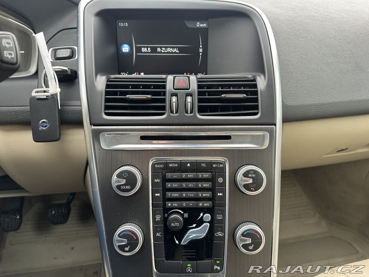 Volvo XC60 2,0D 140kw SUMMUM SERVIKA 2015