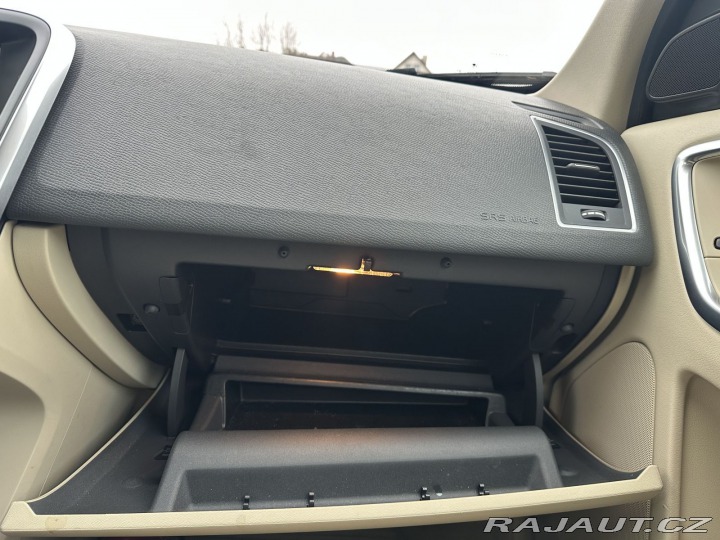 Volvo XC60 2,0D 140kw SUMMUM SERVIKA 2015