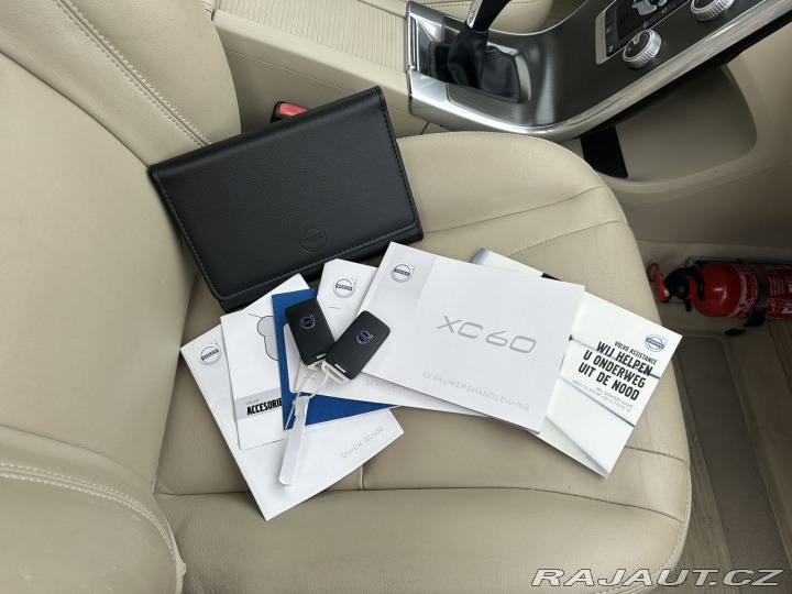 Volvo XC60 2,0D 140kw SUMMUM SERVIKA 2015