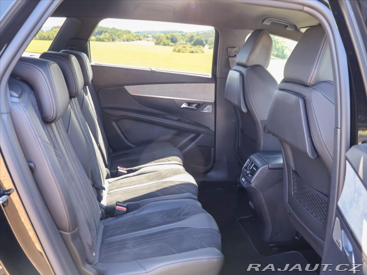 Peugeot 5008 1,5 HDI GT-line DPH 7-Mís 2022