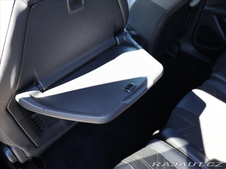 Peugeot 5008 1,5 HDI GT-line DPH 7-Mís 2022