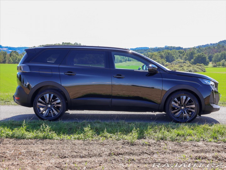 Peugeot 5008 1,5 HDI GT-line DPH 7-Mís 2022