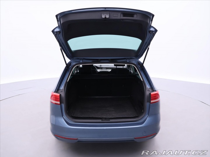 Volkswagen Passat 2,0 TDI 110kW CZ Comfortl 2015