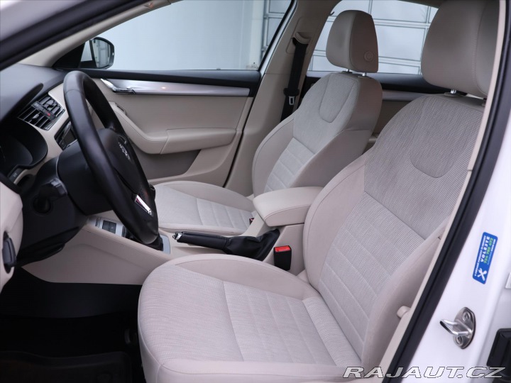 Škoda Octavia 1,6 TDI Elegance DPH CZ 2014
