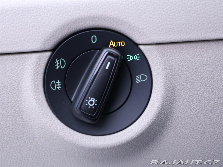 Škoda Octavia 1,6 TDI Elegance DPH CZ 2014