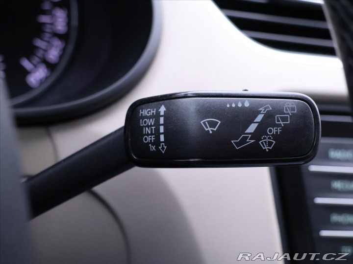 Škoda Octavia 1,6 TDI Elegance DPH CZ 2014