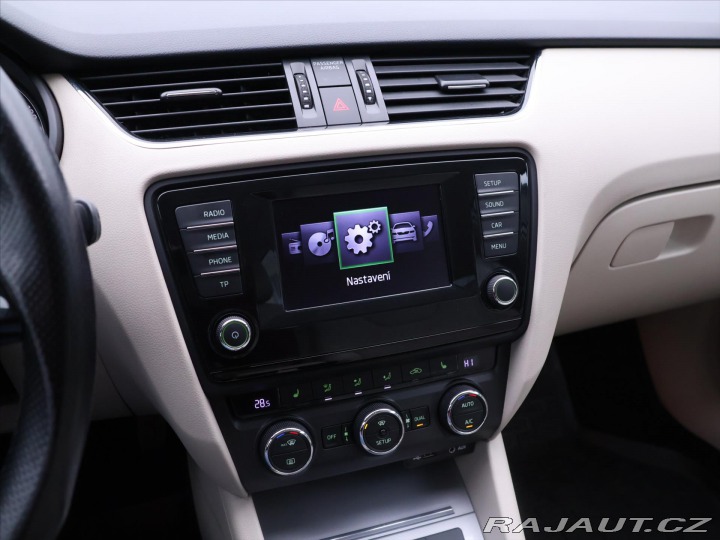 Škoda Octavia 1,6 TDI Elegance DPH CZ 2014