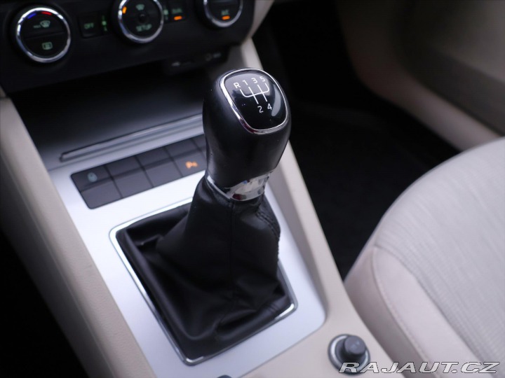 Škoda Octavia 1,6 TDI Elegance DPH CZ 2014