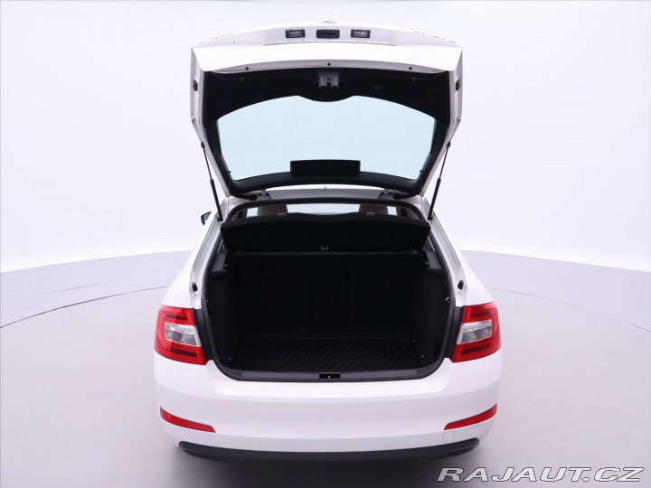 Škoda Octavia 1,6 TDI Elegance DPH CZ 2014