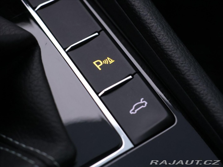 Škoda Superb 2,0 TSI 162kW DSG Sportli 2017