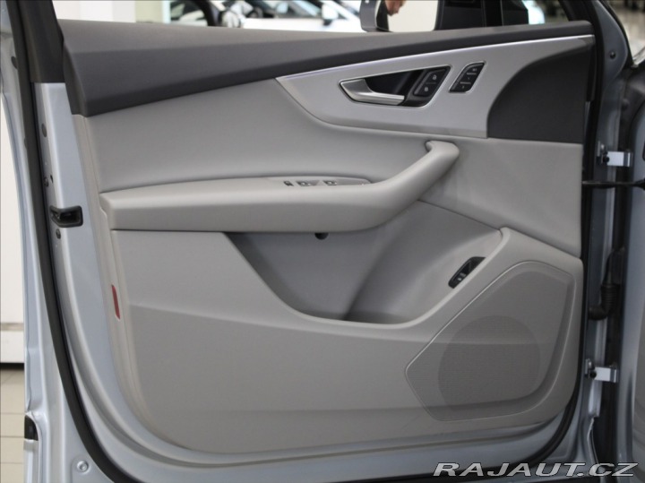 Audi Q7 3,0 45TDi Matrix Akční CE 2022