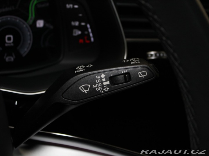 Audi Q7 3,0 45TDi Paměť Matrix A 2022