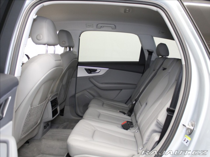Audi Q7 3,0 45TDi Matrix Akční CE 2022