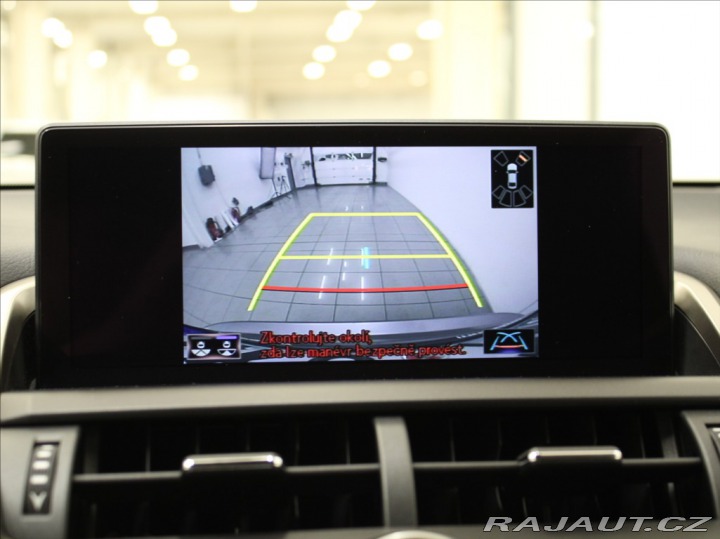 Lexus Ostatní modely NX 300h 2,5 Hybrid 145kW 4WD Pres 2020