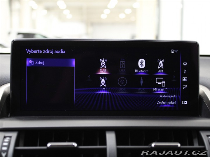 Lexus Ostatní modely NX 300h 2,5 Hybrid 145kW 4WD Pres 2020