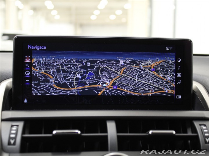 Lexus Ostatní modely NX 300h 2,5 Hybrid 145kW 4WD Pres 2020