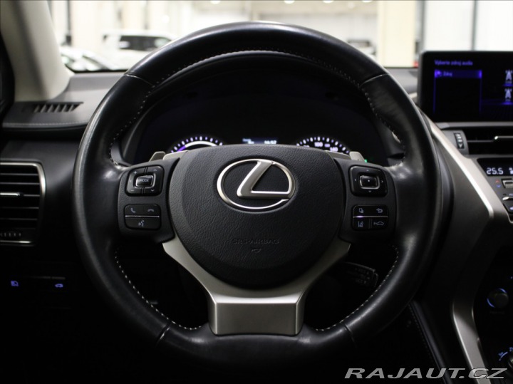Lexus Ostatní modely NX 300h 2,5 Hybrid 145kW 4WD Pres 2020