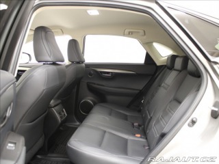 Lexus Ostatní modely NX 300h 2,5 Hybrid 145kW 4WD Pres 2020