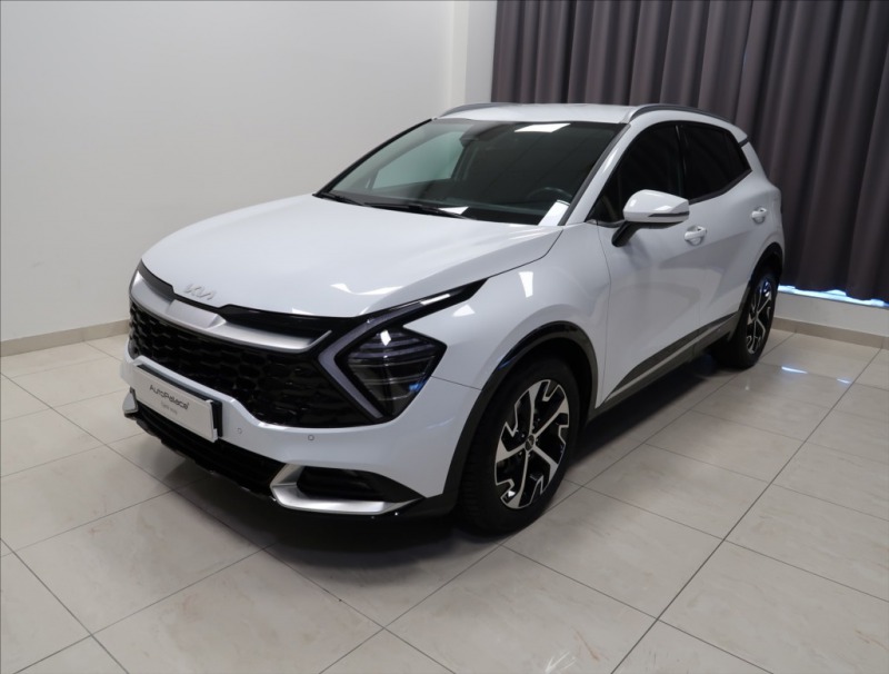 Kia Sportage 1,6 CRDi AUT 4x4 ČR 1 MAJ