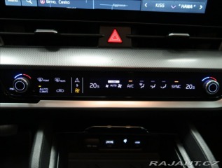 Kia Sportage 1,6 CRDi AUT 4x4 ČR 1 MAJ 2022