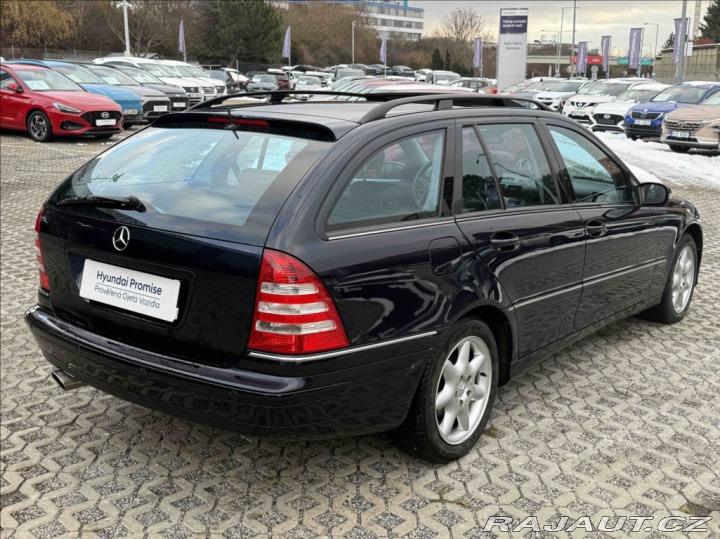 Mercedes-Benz C 3,2 4-Matic V6 facelift s 2005