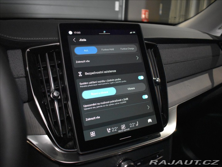 Volvo XC90 2,0 T8  Plus Dark 2025