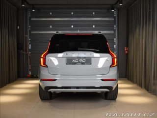 Volvo XC90 2,0 T8 Plus Dark 2025
