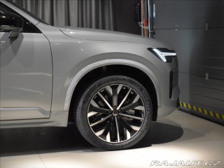 Volvo XC90 2,0 T8 Plus Dark 2025