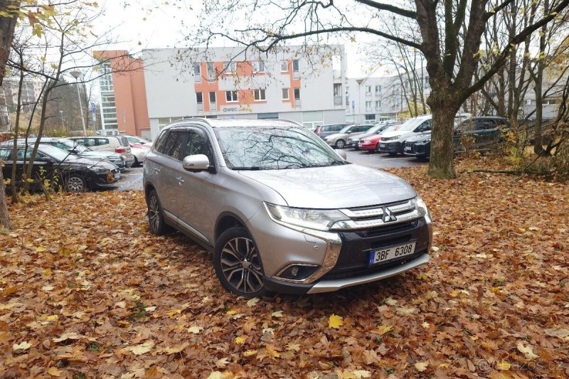 Mitsubishi Outlander 2,3 DI-D, 4x4, 2017, au
