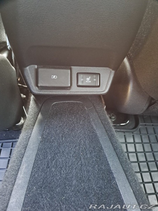 Nissan Leaf elektromobil SOH 92% 2021