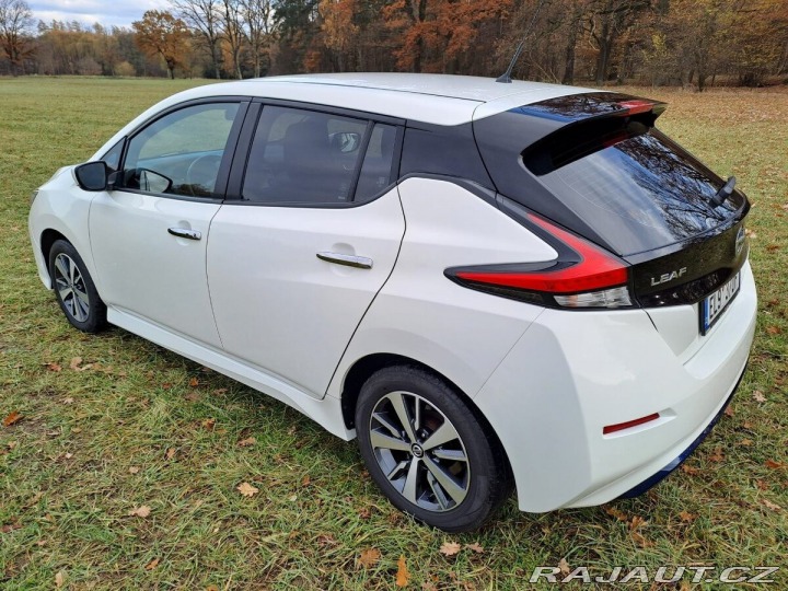 Nissan Leaf elektromobil SOH 92% 2021