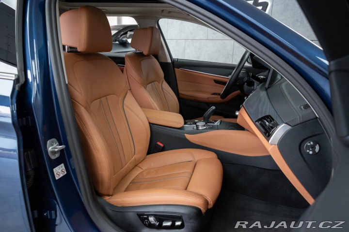 BMW 5 530d xD REZERVACE 2023