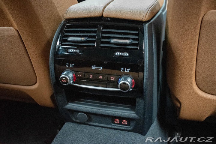 BMW 5 530d xD REZERVACE 2023