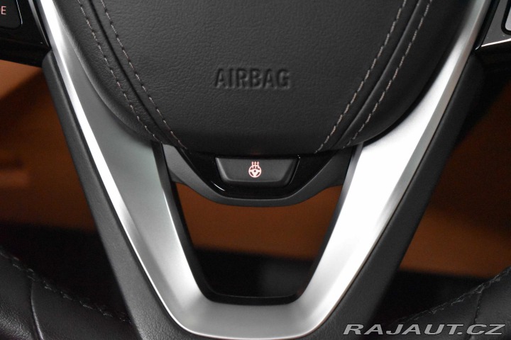 BMW 5 530d xD REZERVACE 2023