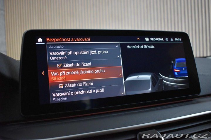 BMW 5 530d xD LASER*TAŽNÉ*ZÁRUK 2023