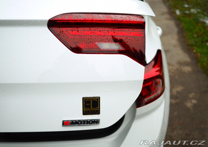 Volkswagen T-Roc 2.0TDi 4X4 DSG,LED,ACC 2018