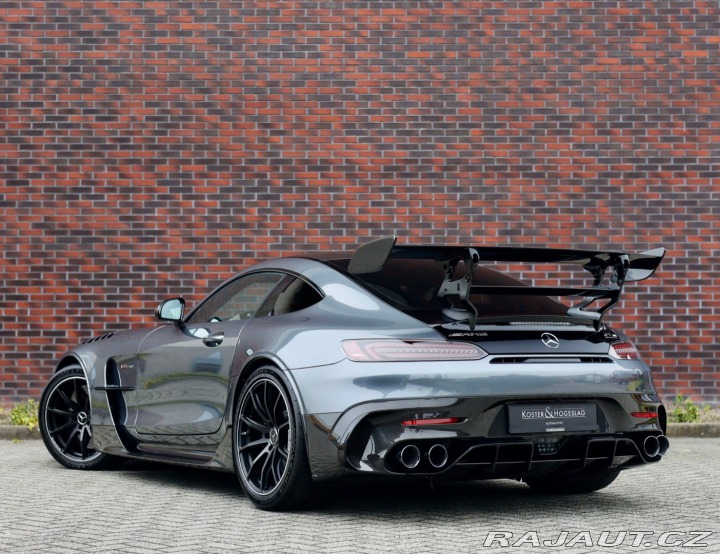 Mercedes-Benz AMG GT Coupe Black Series Perf 2024
