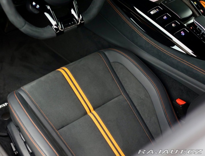 Mercedes-Benz AMG GT Coupe Black Series Perf 2024