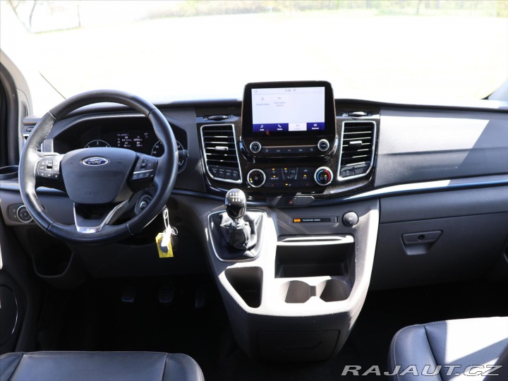 Ford Tourneo Custom 2,0 TDCI 136kW 1.Majitel 2022