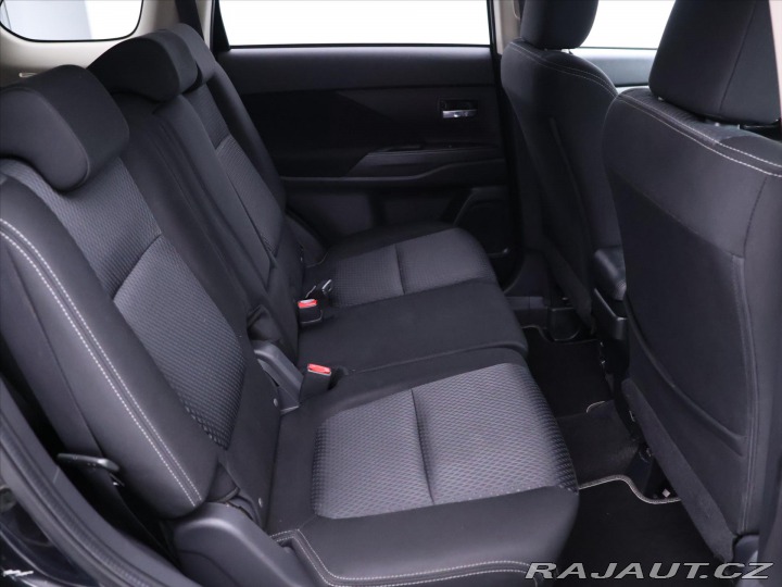Mitsubishi Outlander 2,3 DI-D 110kW 4WD CZ Ins 2018