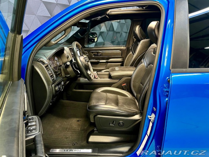 Dodge RAM 1500 TRX 6.2L HEMI V8 SUPERCHA 2021