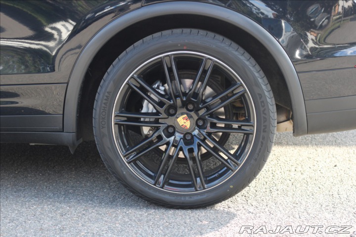 Porsche Cayenne 4,1   V8 S Diesel bez AdB 2015