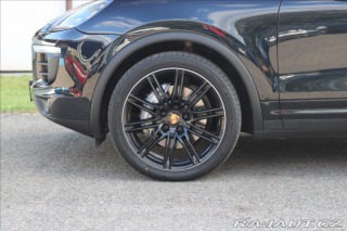 Porsche Cayenne 4,1   V8 S Diesel bez AdB 2015
