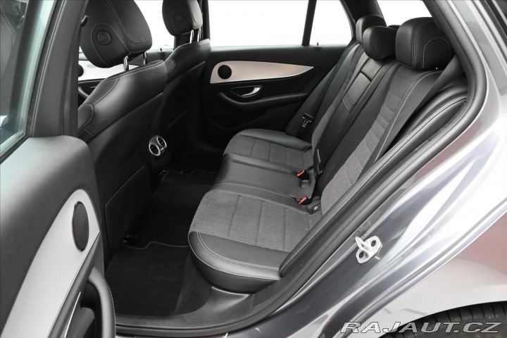 Mercedes-Benz E 2,0 300de 225 kW 9Gtronic 2021