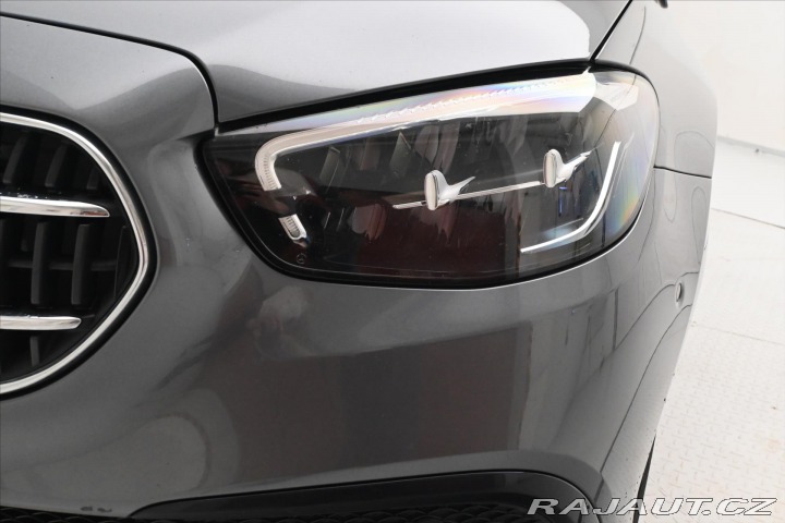 Mercedes-Benz E 2,0 300de 225 kW 9Gtronic 2021