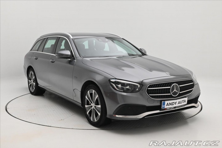 Mercedes-Benz E 2,0 300de 225 kW 9Gtronic 2021